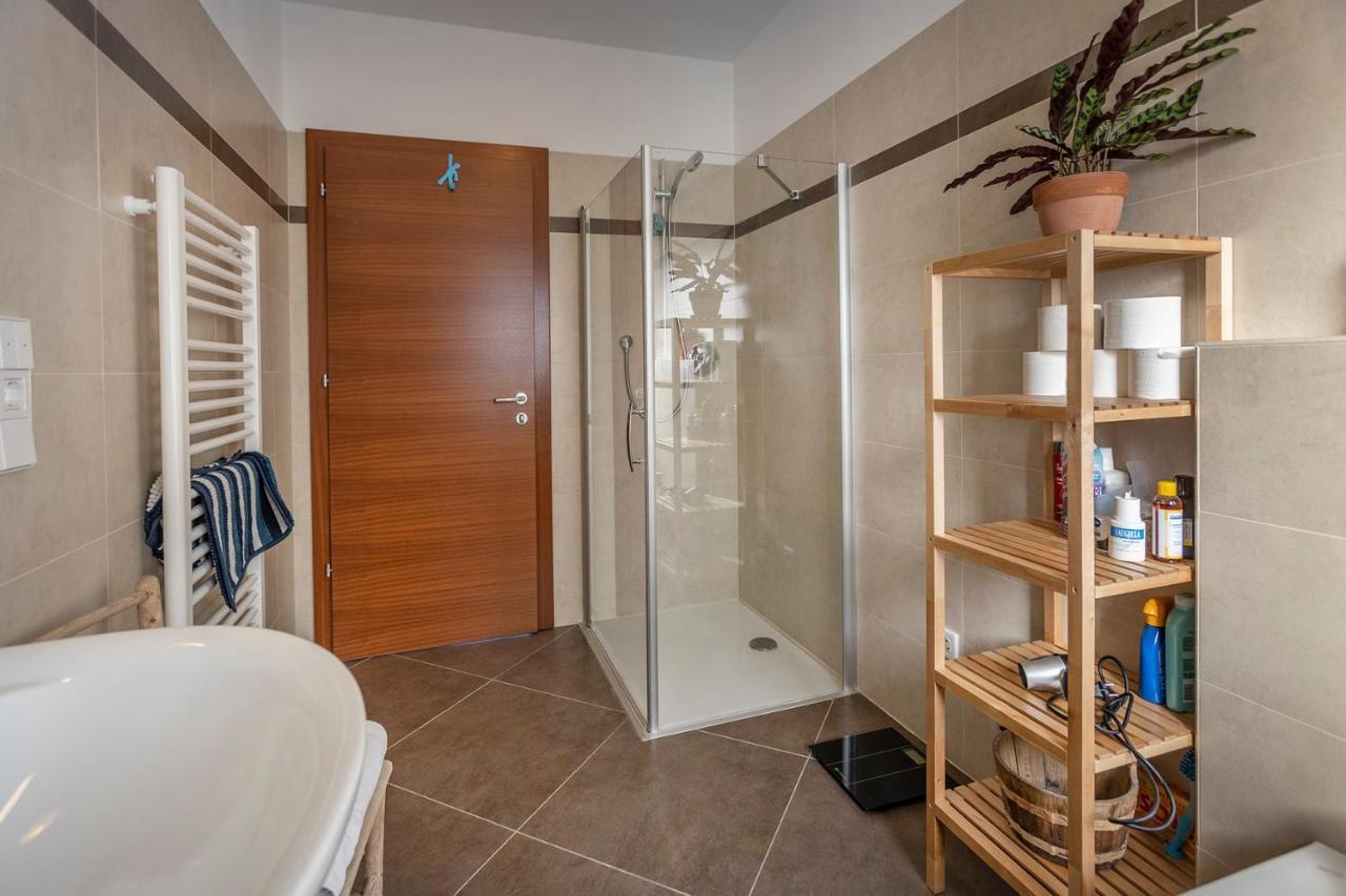 Villa Luthien Brenzone sul Garda Esterno foto