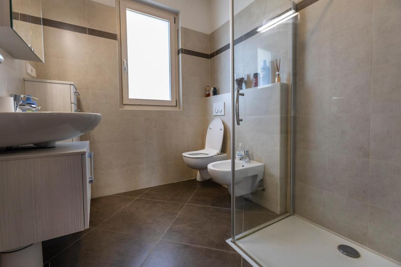 Villa Luthien Brenzone sul Garda Esterno foto